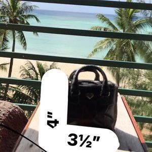 Brighton credit card/keychain wallet